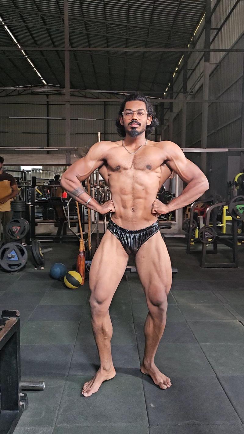 LOKIVERSE competition prep athlete front lat spread pose ICN India 2026
